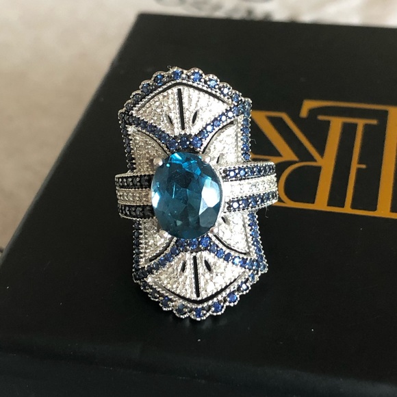 Rarities 5.39 ct. London Blue Topaz Ring Shield - Picture 6 of 10